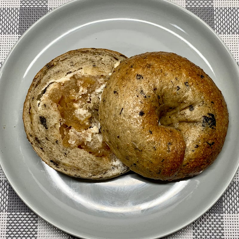 紅茶アップルクリームチーズ | DUM BAGEL