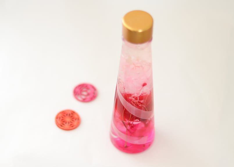 kiri様　コスタボタ　ピンクグラデーションガラスボトル Gradation -Pink-｜スリム三角瓶120ml | HonoCraft
