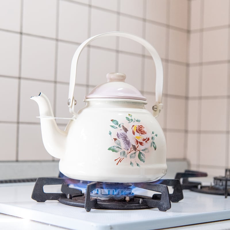 imane premier シリーズ】プリンセスローズ レトロケトル 1.5L | Fren