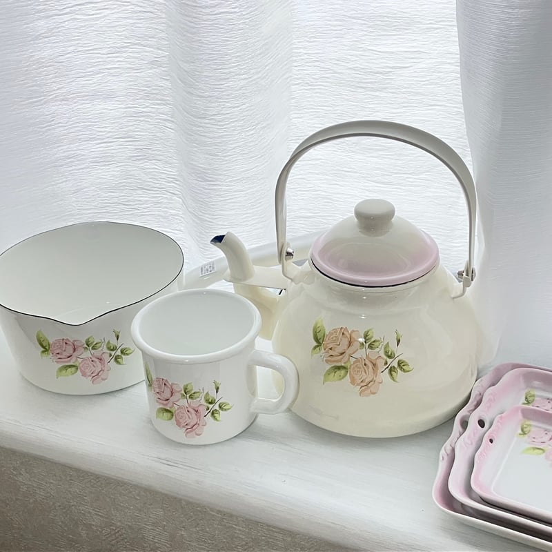 imane premire シリーズ】ダイアナローズ レトロケトル1.5L | French