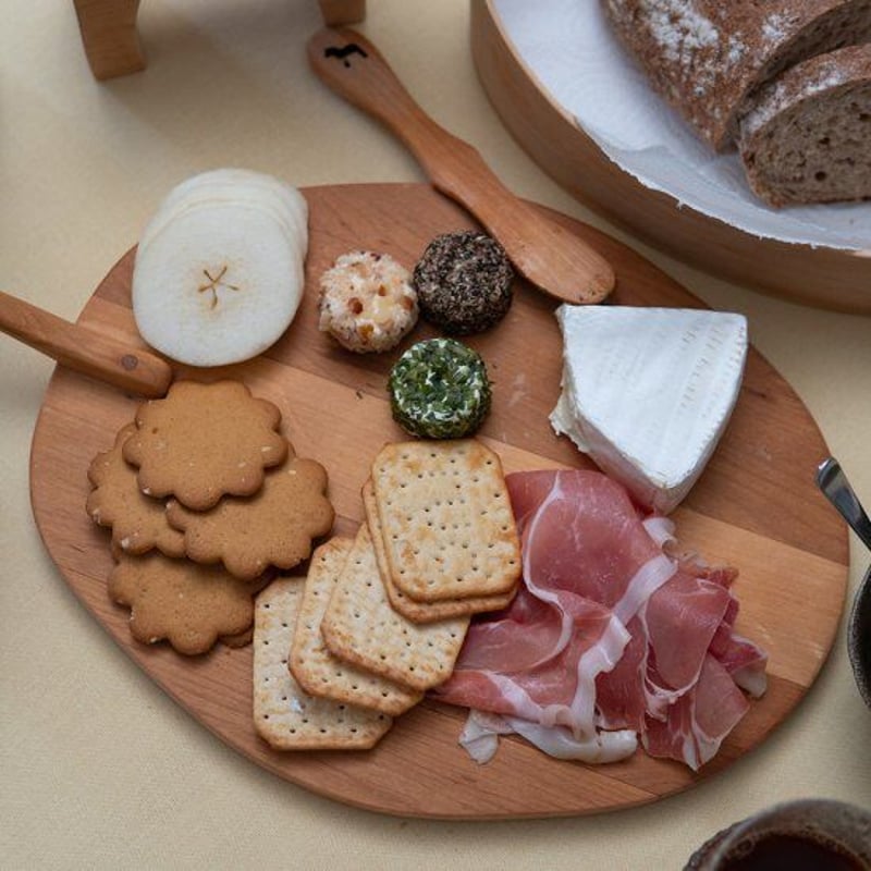 木製オードブルトレー／ハンドル付きカッティングボード | Elama