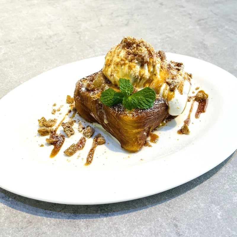 アップルシナモンのデニッシュフレンチトースト | CREATIVE