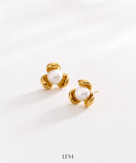 Flower Pearlピアス/イヤリング