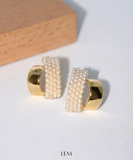 Pearl Lineピアス/イヤリング