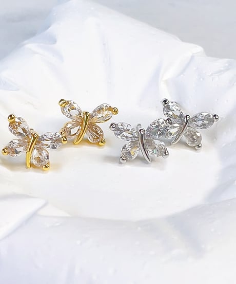Crystal Butterflyピアス/イヤリング