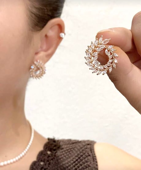 Zirconia Leafピアス