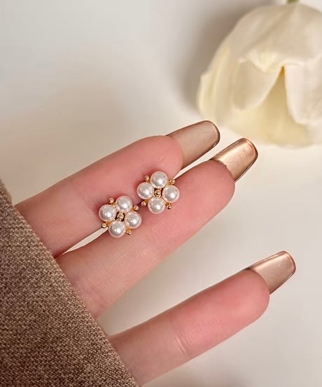 Cross Pearlピアス/イヤリング