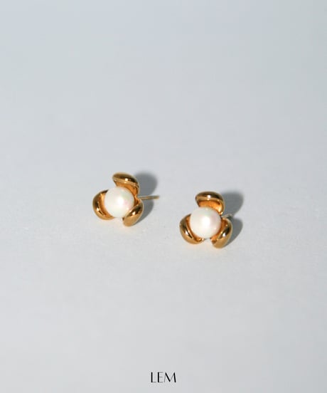 Flower Pearlピアス/イヤリング