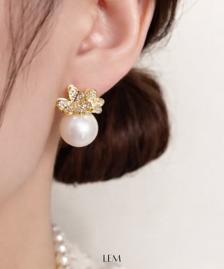 Clover Pearlピアス