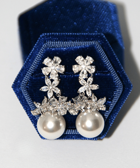 Crystal Flowerピアス/イヤリング