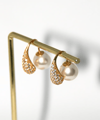 Lumière Pearlピアス
