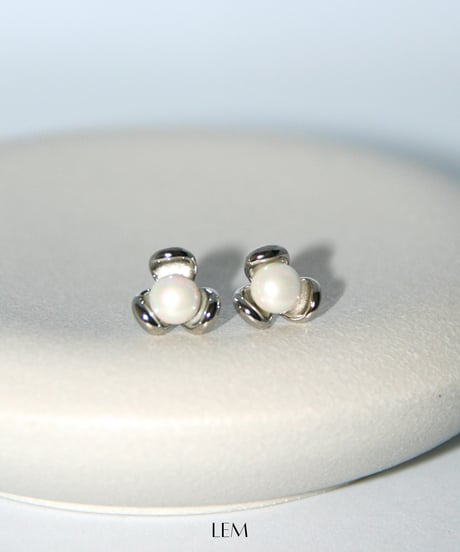 Flower Pearlピアス/イヤリング
