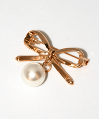Pearl Ribbonブローチ