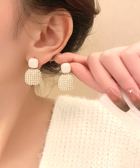 Dot Pearlピアス