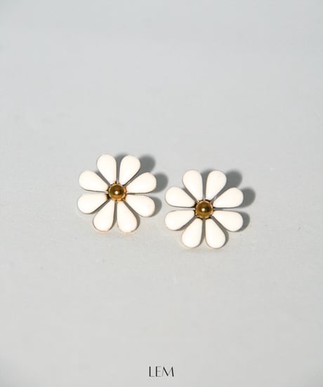 Daisyピアス/イヤリング