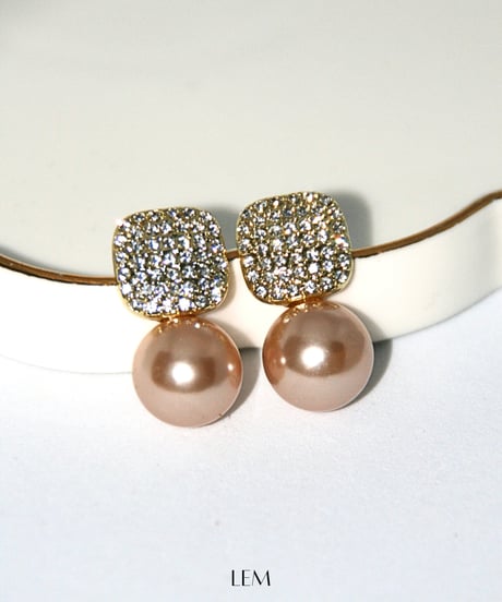 Gold Square Pearlピアス