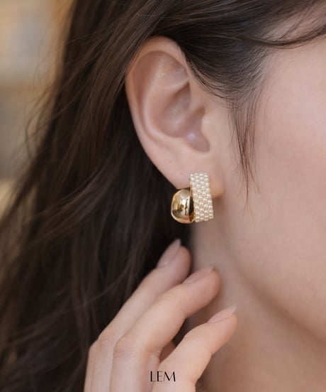 Pearl Lineピアス/イヤリング