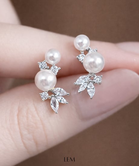 Noble Pearl ピアス/イヤリング