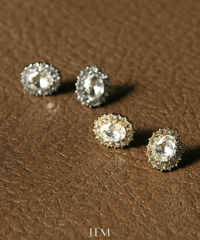 Oval Queenピアス/イヤリング