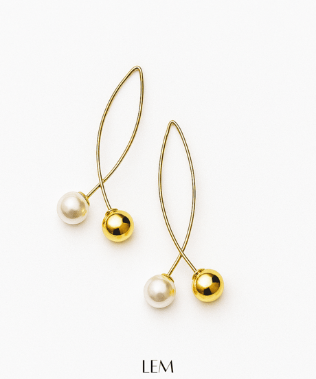 Metal Pearlピアス