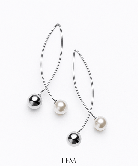 Metal Pearlピアス