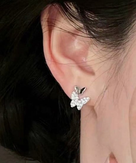 Twin Butterflyピアス/イヤリング