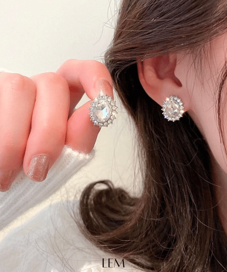Oval Queenピアス/イヤリング