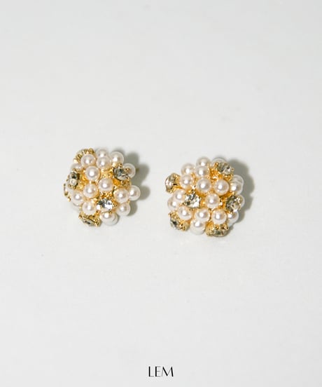 Dome Pearlピアス/イヤリング