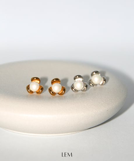 Flower Pearlピアス/イヤリング