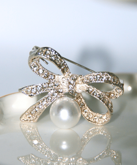 Zirconia Ribbonブローチ