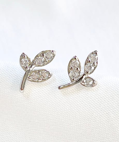 Little Leafピアス/イヤリング