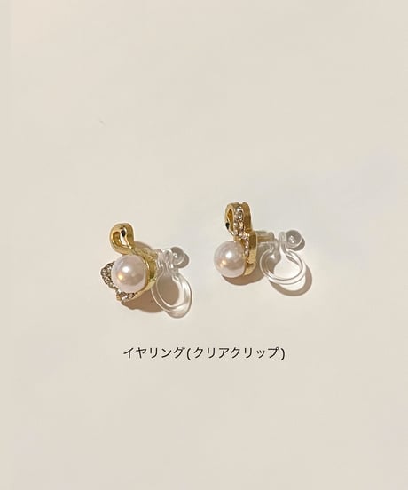 Swan Pearlピアス/イヤリング