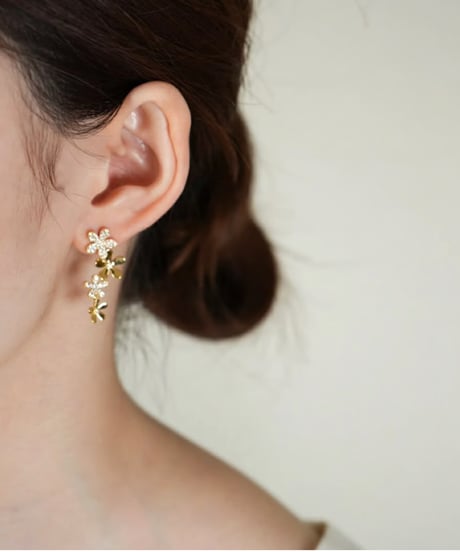 Gold Flowerピアス/イヤリング