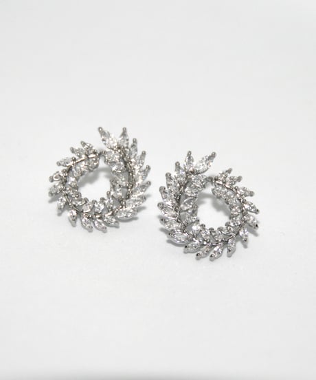 Zirconia Leafピアス