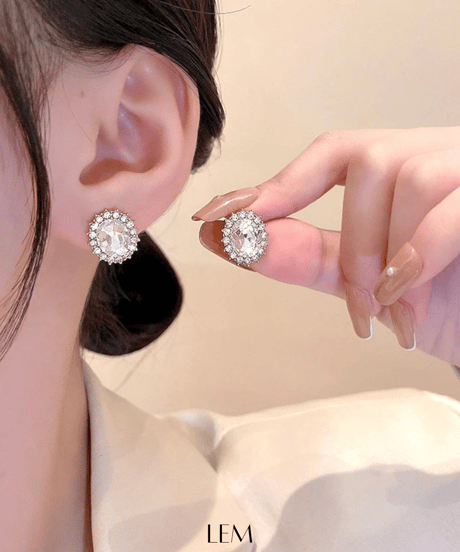 Oval Queenピアス/イヤリング