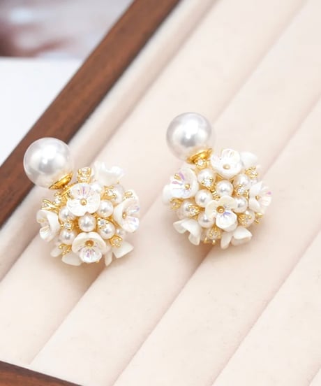 Bouquet Pearlピアス