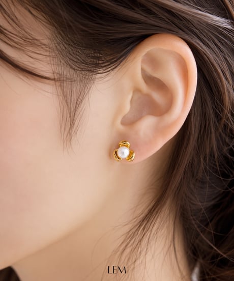 Flower Pearlピアス/イヤリング