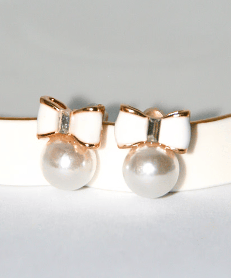 White Ribbonピアス