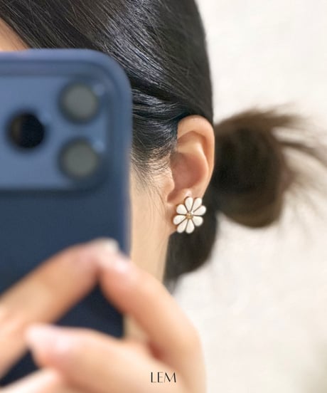 Daisyピアス/イヤリング