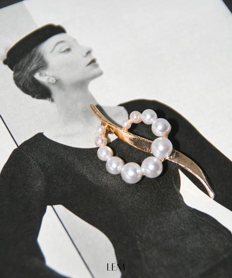 Pearl Grace ブローチ