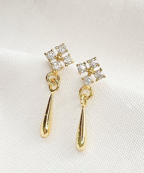 Étoile Dropピアス
