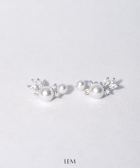 Noble Pearl ピアス/イヤリング