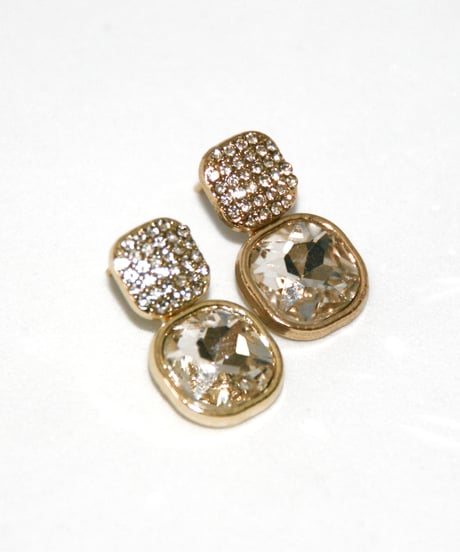 Zirconia Squareピアス