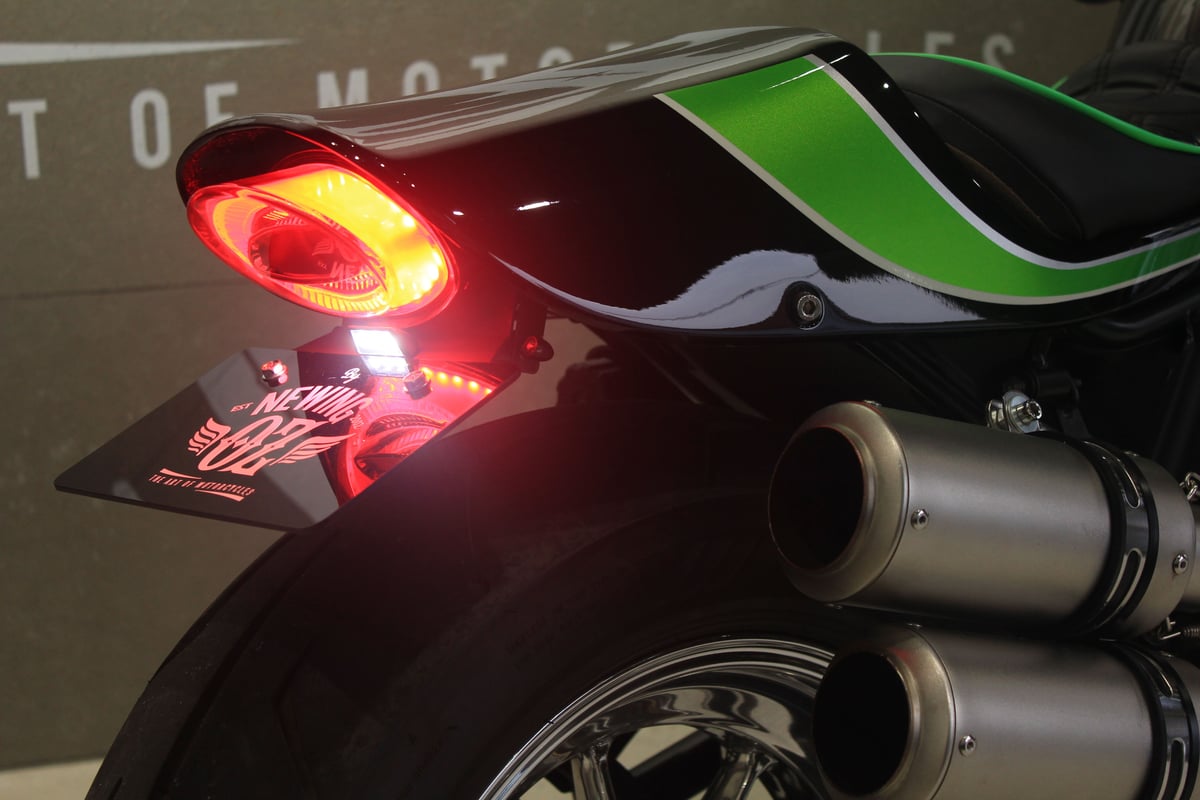 OZbyNEWING リアフェンダーカウル専用テール・ナンバーセット（RH1250S