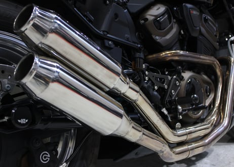 発売記念！送料無料！OZbyNEWINGハイパーマフラー(競技用）Sportster S専用