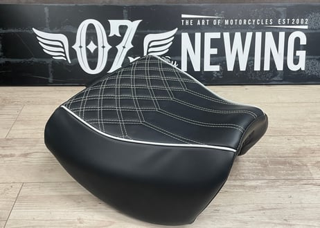 新発売記念価格！OZbyNEWING プレミアムシートカバー 2ピースセット（パンアメリカ用 ）シルバー【特注カラータイプ】）
