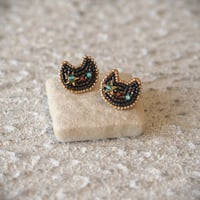 MADAM`S CAT black ピアス