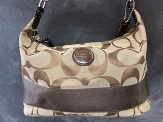 コーチ ショルダーバッグ パッチワーク シグネチャー 保存袋付き コーチ シグネチャーワンショルダーバッグ | blastSTORE