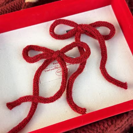 赤ニットリボンヘアクリップ