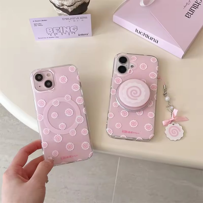 MagSafe対応】なると🍥いっぱいiPhoneケース | AURALALA | 輸入韓国雑